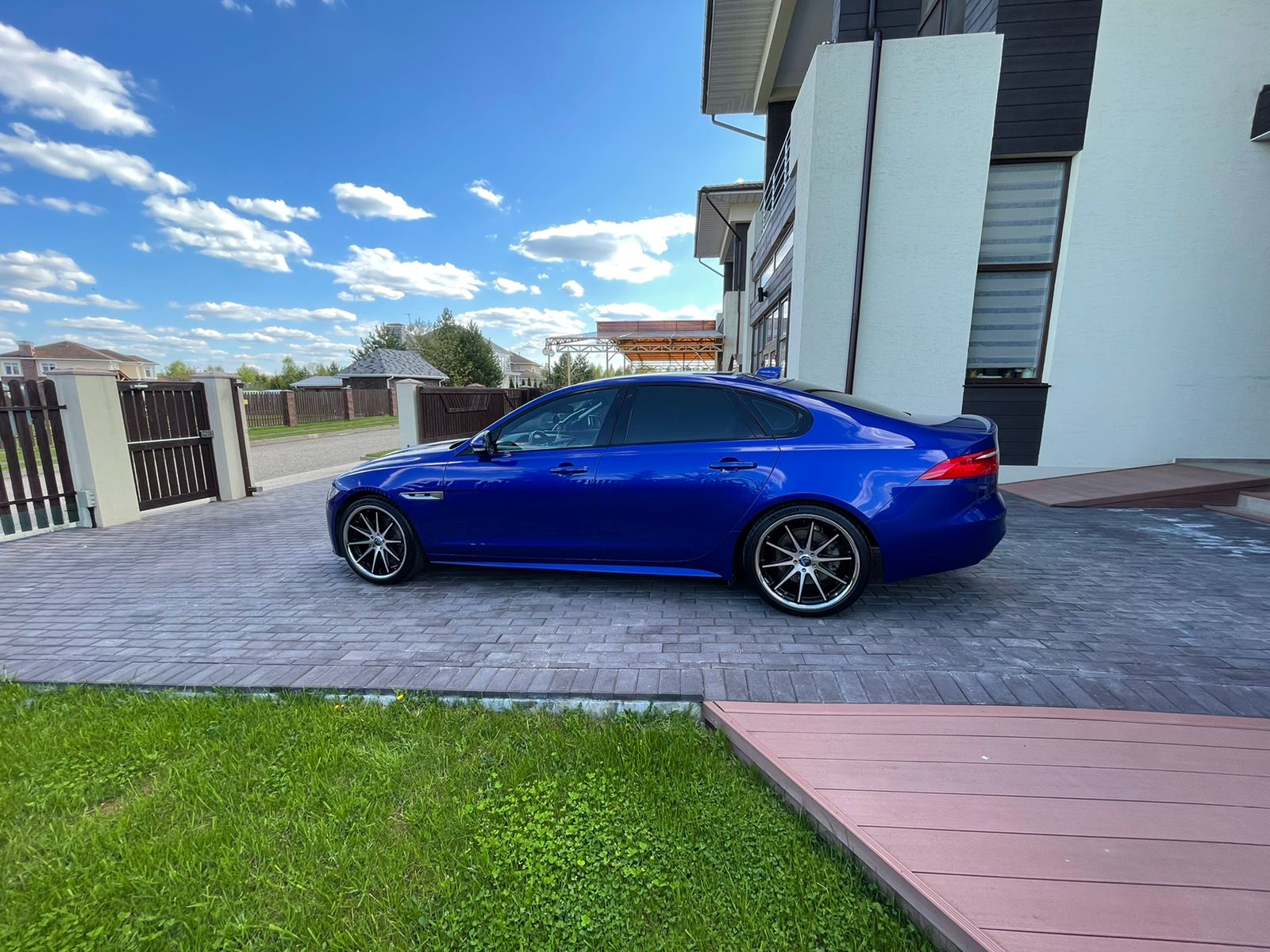 Jaguar XJ на 20" дисках Rohana RC10 фото 3